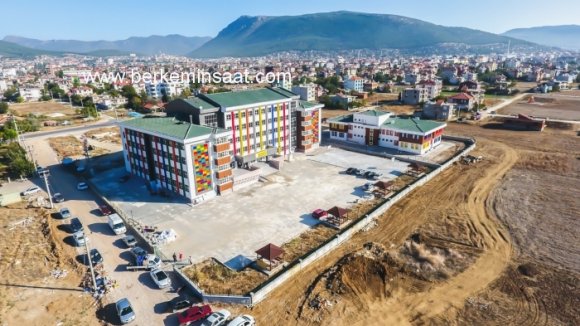 Burdur Bucak Kız Teknik Meslek Lisesi ve Anaokulu Yapım İşi  